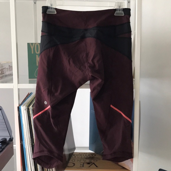 Lululemon Crop Luxtreme Leggings Size 6 🍋 - Picture 3 of 4